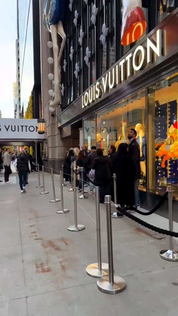 Aquí Te Comparto Mi Experiencia En El Famoso Café- Restaurante De @Lvcafenyc No Olvides Seguirme En @Nancytmm Para Más Tips Cuéntame Que Te Parece La Experiencia Te Gustaría Hacerlo