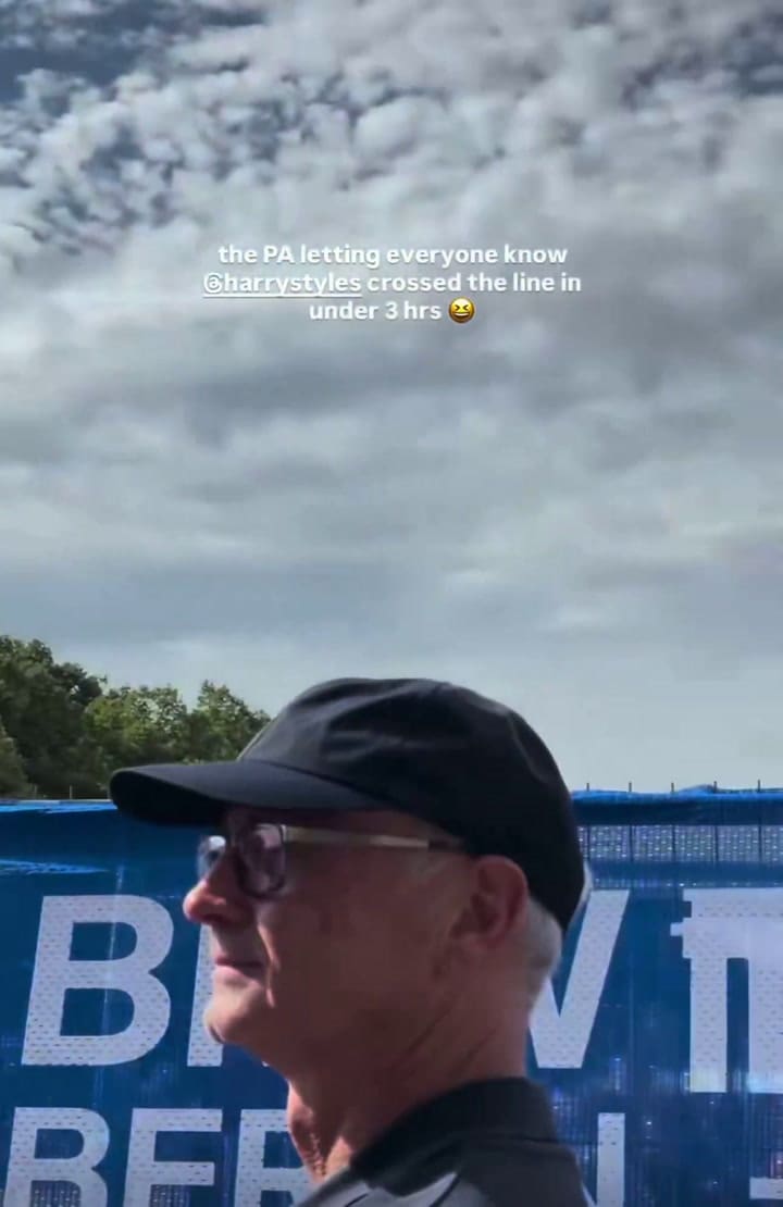 Antes de cruzar la línea final, Harry Styles fue recibido con un tema de su autoría