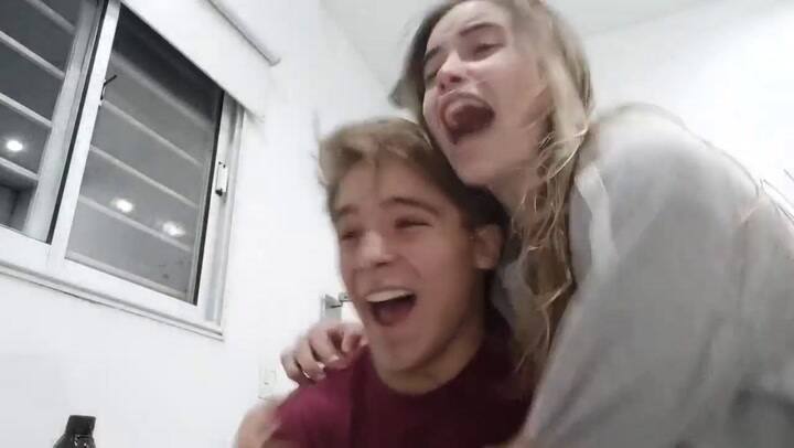 El momento en el que Lisandro se enteró que entró a Stanford - Fuente: Youtube: Lisandro Elias Acuña