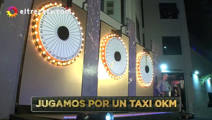 Bienvenidos a bordo: Omar Paz trabaja trece horas por día y se ganó un taxi cero kilómetro - Fuente: