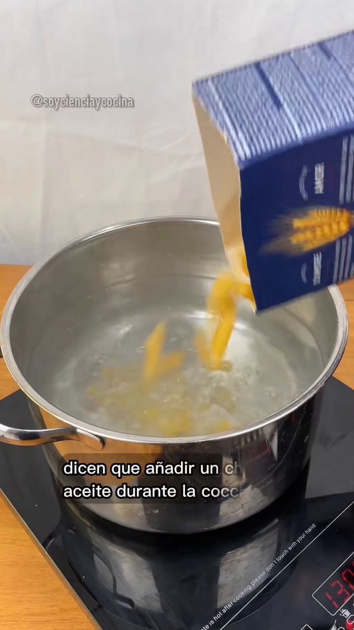 Por qué no hay que agregar aceite a la pasta durante la cocción