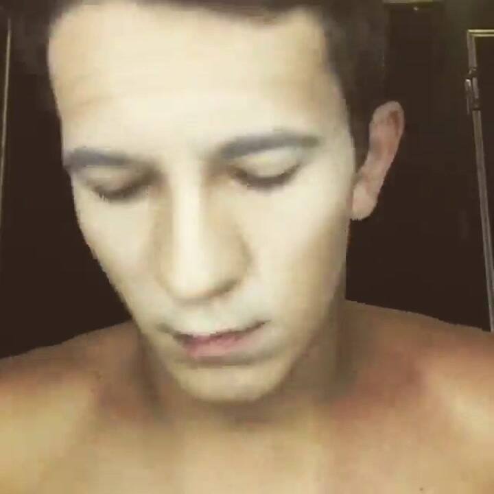 Sebastian Zaniesienko y su proceso de maquillaje para Amaluna (Gentileza Sebastian Zaniesienko IG)