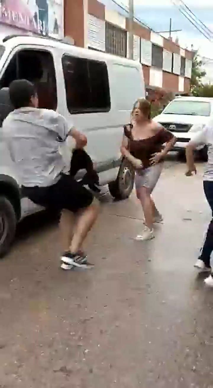 Pablo Ledesma, exjugador de Boca Juniors, se vio involucrado en una pelea con un vendedor ambulante