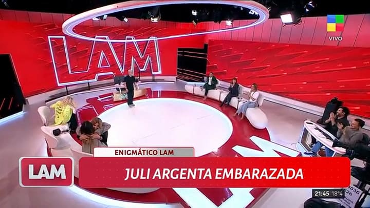 Ángel De Brito anunció el embarazo de Julieta Argenta