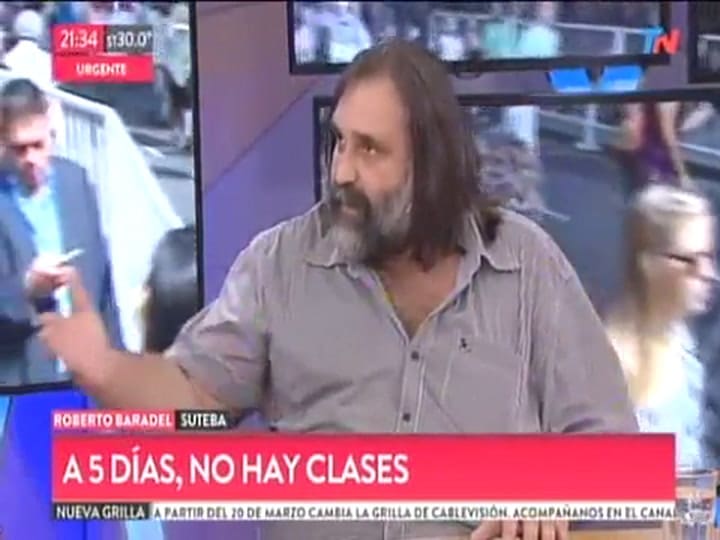 Baradel se enfureció por una pregunta y abandonó una entrevista en televisión