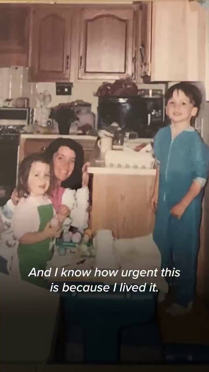 Kathy Hochul remarcó su compromiso con el cuidado infantil en Nueva York