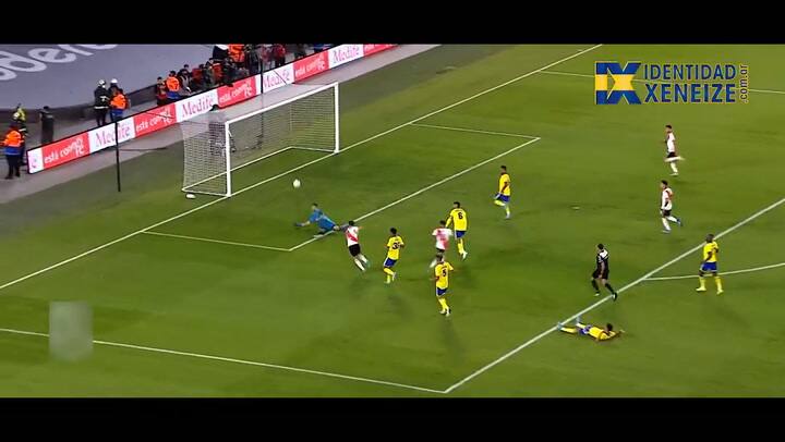 El extraordinario partido de Rossi ante River