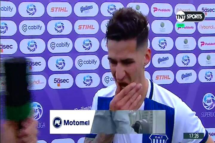 La emoción de Jonathan Menéndez