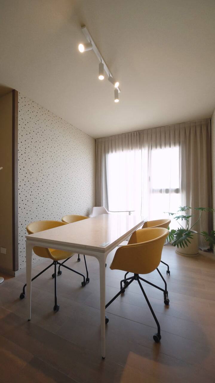 Showroom de "Era Carlota" en Experiencia Living.mp4