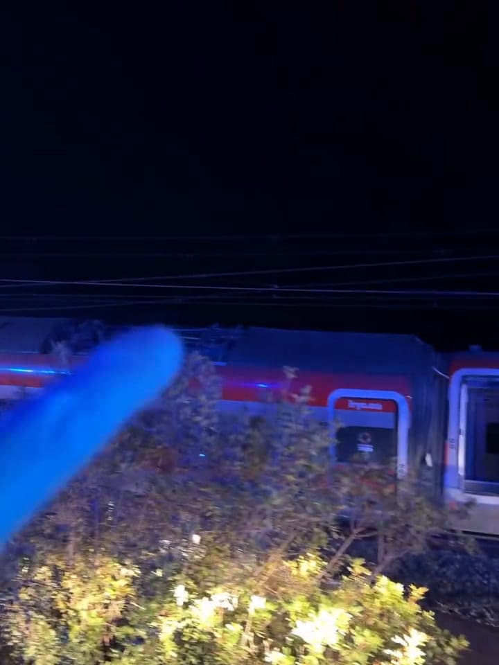 El influencer argentino mostró en qué vagón viajaba