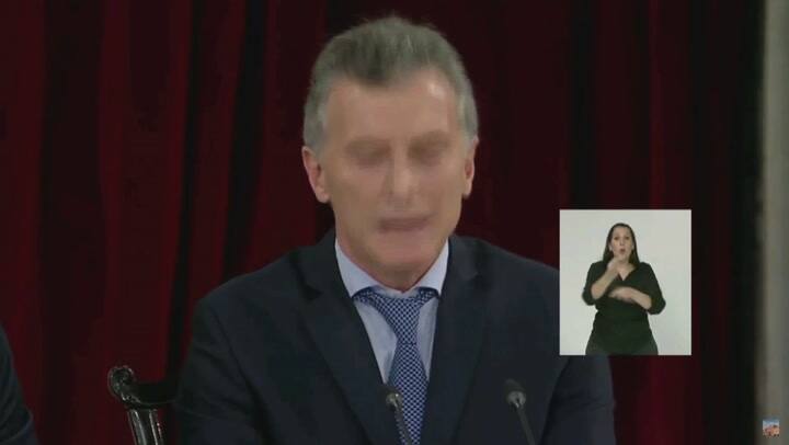 Mauricio Macri: 'Tenemos que trabajar en la igualdad educativa'