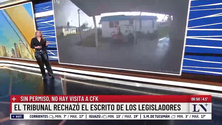 Un tornado levanto una casa con una mujer dentro
