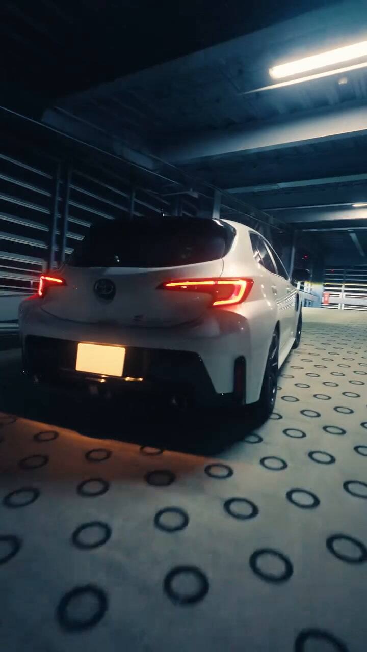 El Toyota GR Corolla, con un tanque que tiene una capacidad de 50 litros