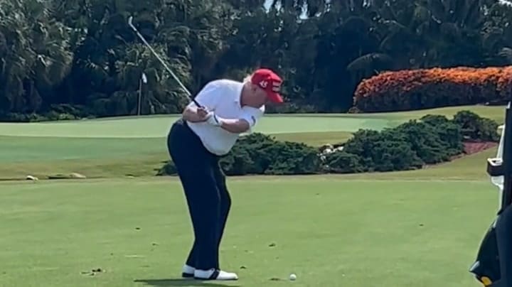 Donald Trump comparte su dotes en el golf