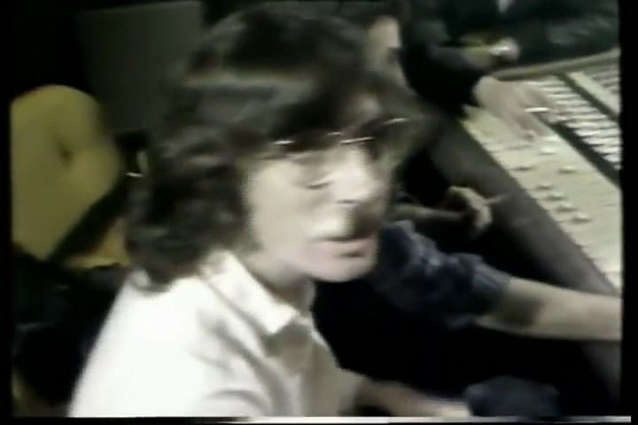 Charly García | Yendo de la cama al living