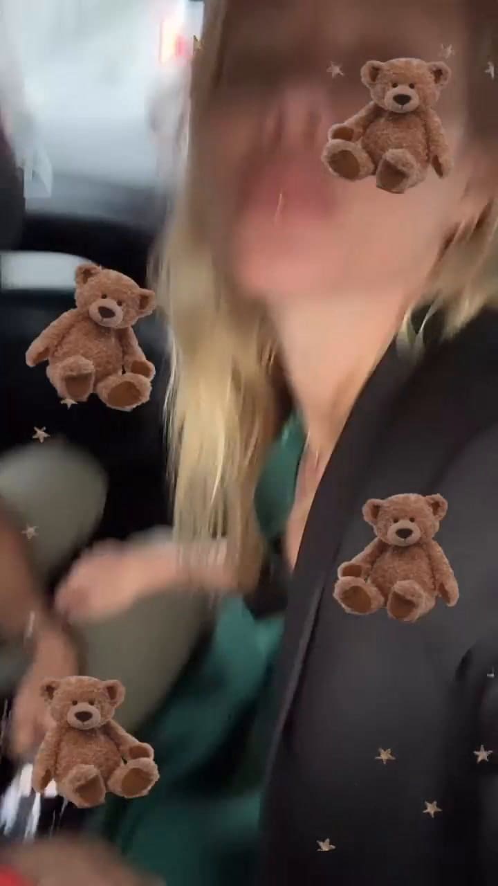 Nicole Neumann se hizo un “piercing” y lo puso a prueba con Manu Urcera: “Está bueno”