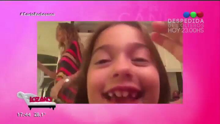 La hija de Verónica Lozano no la puede escuchar... ¡cantar!