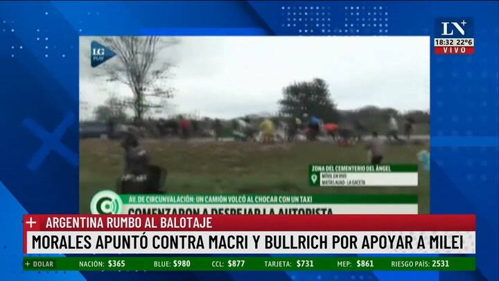 Volcó Un Camión Con Papas Y Los Vecinos Se La Llevaron