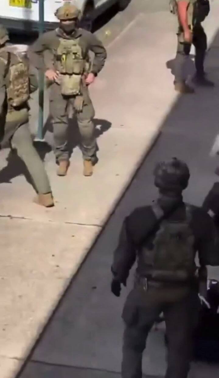 La policía australiana embistió un coche con cinco islamistas cerca de Bondi Beach y los detuvo