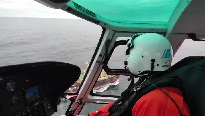 Rescate de Prefectura en alta mar, frente a Puerto Madryn