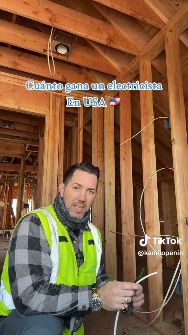 Cuánto gana un electricista en Estados Unidos por 40 horas de trabajo
