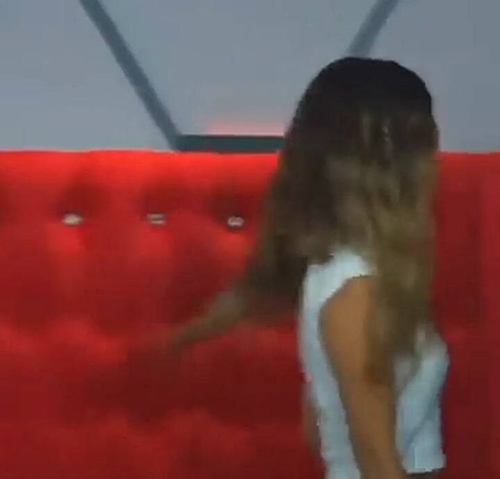 #fueramalasvibras es furor en las redes sociales