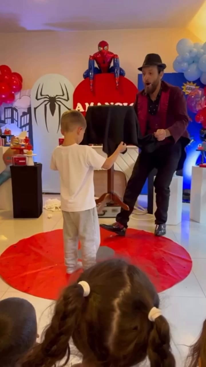 Benjamín Vicuña mostró todos los detalles del cumpleaños de su hijo, Amancio