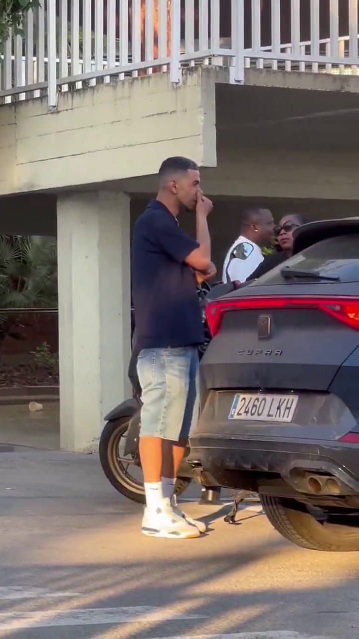 Mounir Nasraoui, papá de Lamine Yamal, festejó la firma de contrato de su hijo