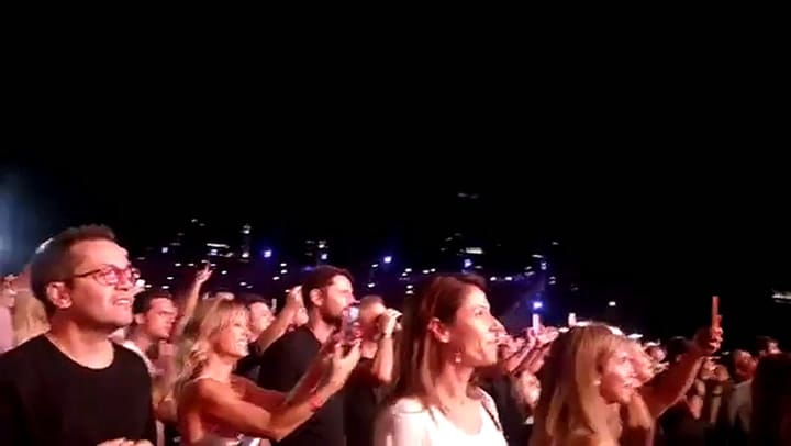 Luis Miguel - 'Suave' en el Campo Argentino de Polo el 2 de marzo de 2019 - Fuente: YouTube