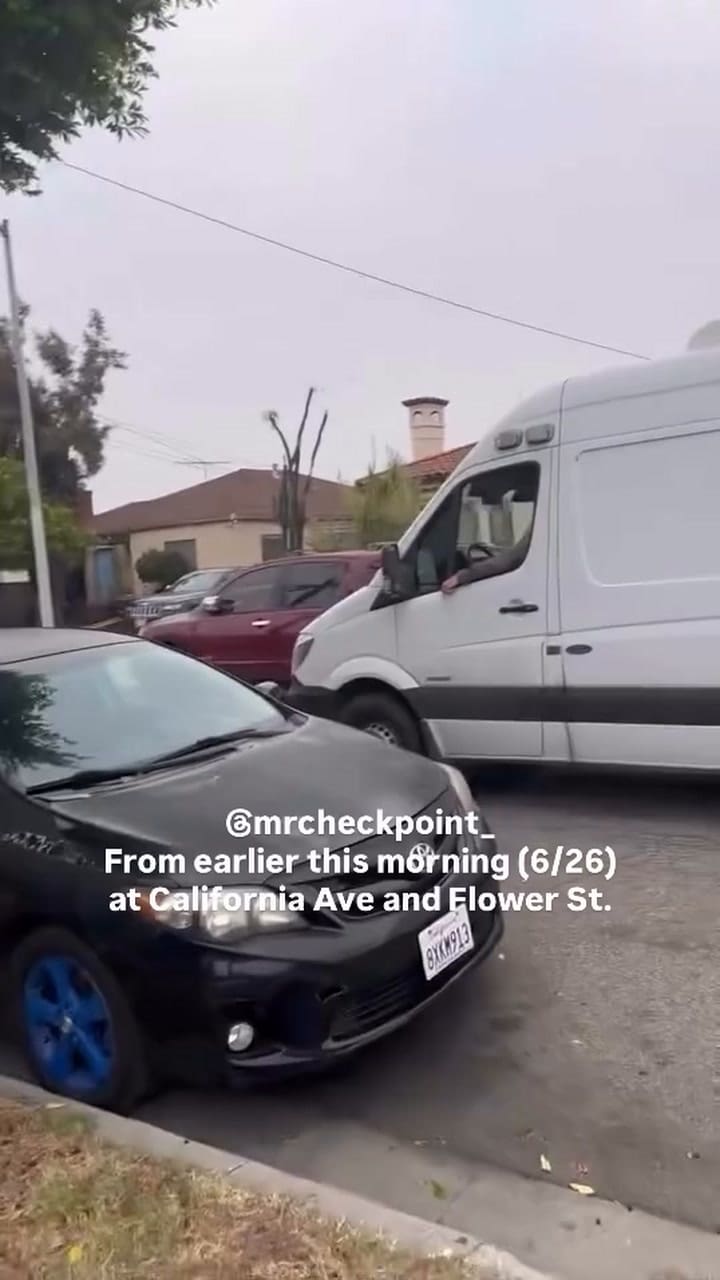 Devermont incentiva a los ciudadanos a grabar a la policía y agentes del ICE (@mrcheckpointon_)