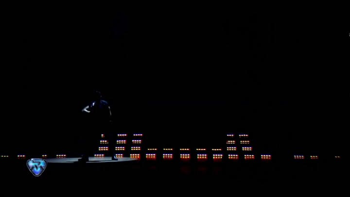 Flor Vigna y Agus, de Márama, calentaron la pista con un reggaetón que tuvo de todo