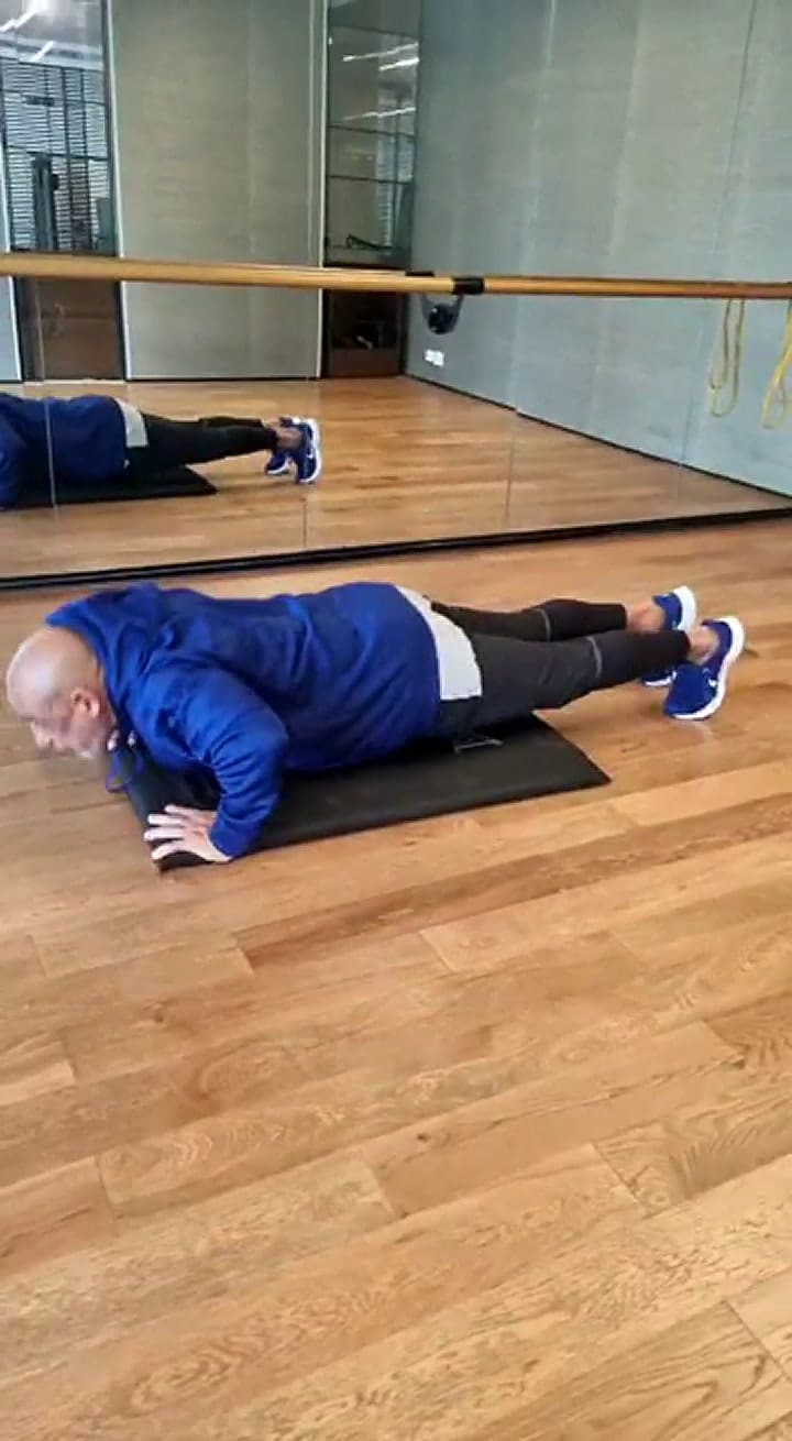 Francisco Piperatta muestra cuáles son los mejores ejercicios para tonificar los brazos