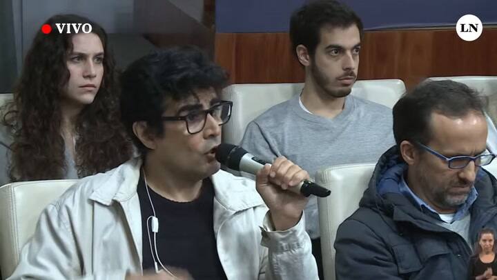 El fuerte cruce entre Manuel Adorni y el periodista Juan Pablo Peralta