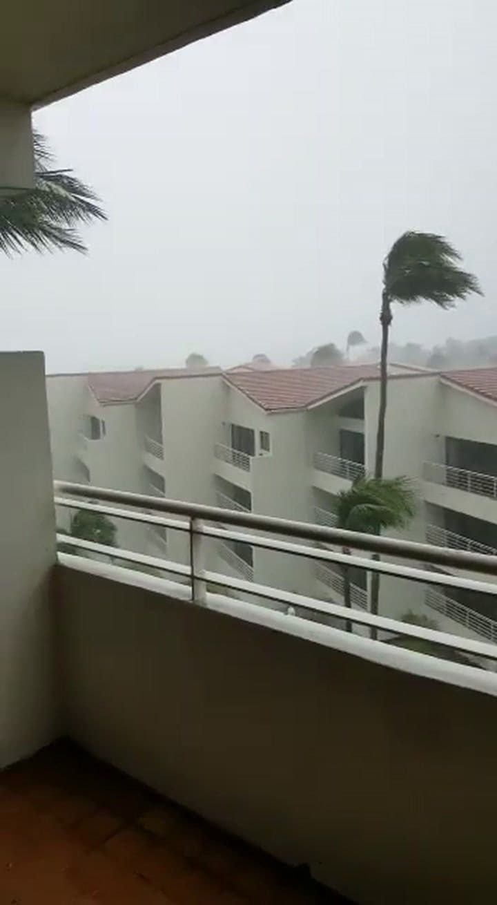 Así vive un argentino la llegada del huracán Matthew a Miami