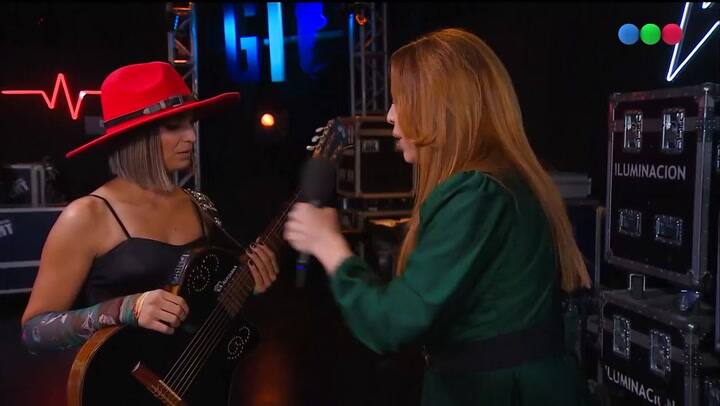 Le ganaron los nervios y no continuó con su presentación