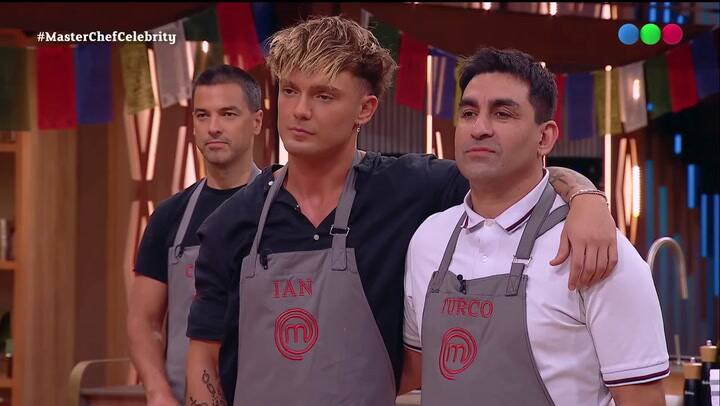 El Premio De La Noche Se Lo Lleva @Ianlucas Que Pasa La Siguiente Ronda, Mientras Que El @Turcoh (1)