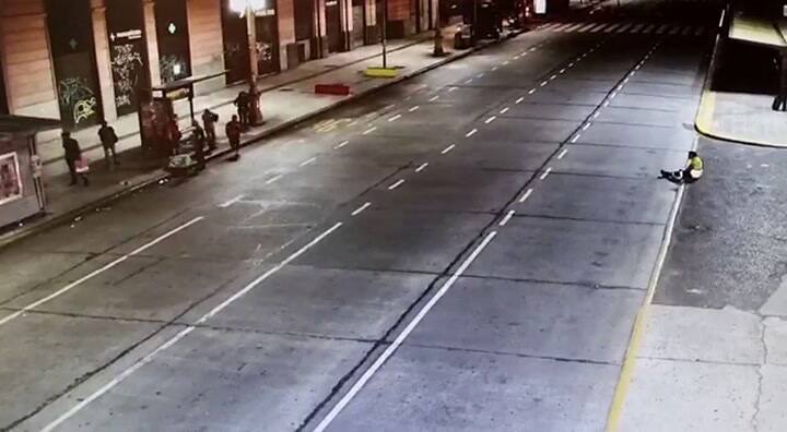 Manejaba borracho y atropelló a personas que esperaban el colectivo en Constitución