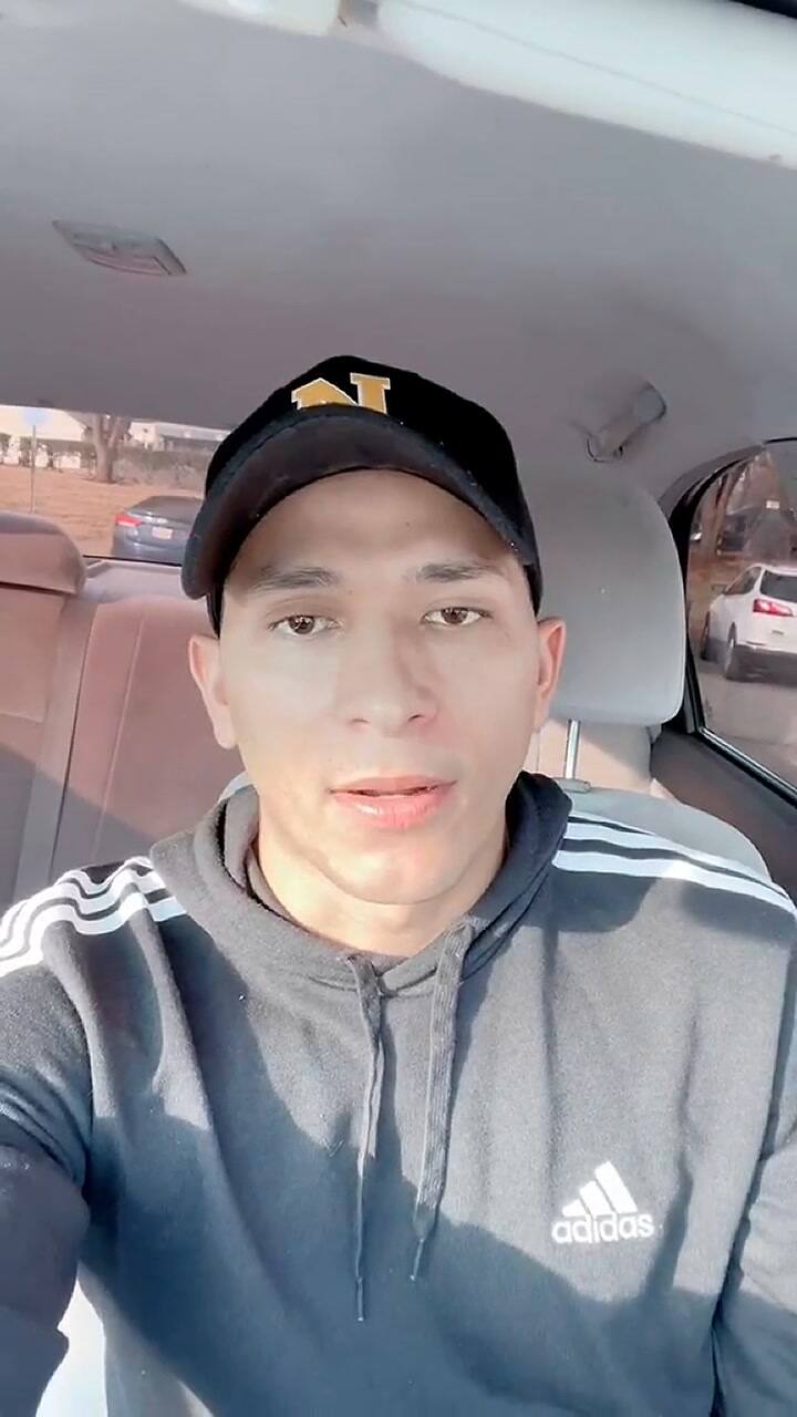 Un hombre mostró cómo se paga el alquiler en Estados Unidos