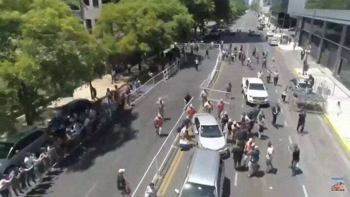 Manejando su auto personal, Alberto Fernández partió rumbo al Congreso - Gentileza: Casa Rosada