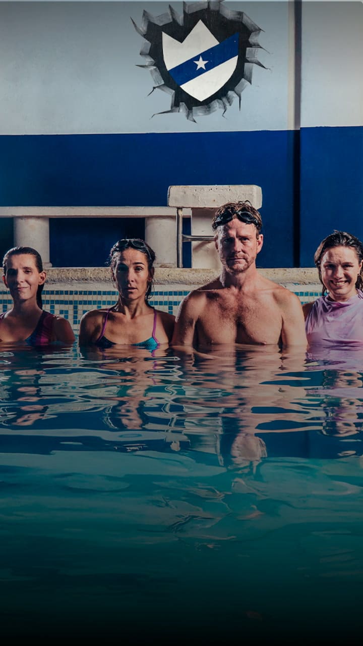 "Subacuática": una obra de teatro adentro de una pileta