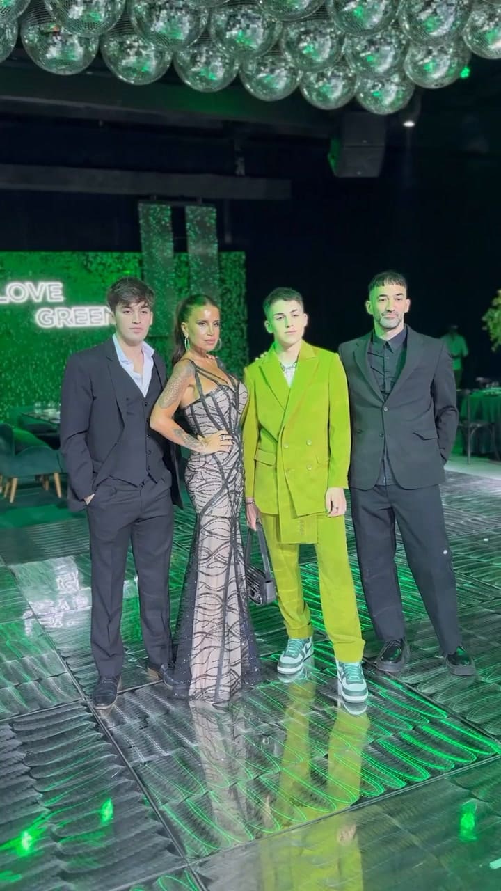 Flor Peña junto a su hijo Juan Otero