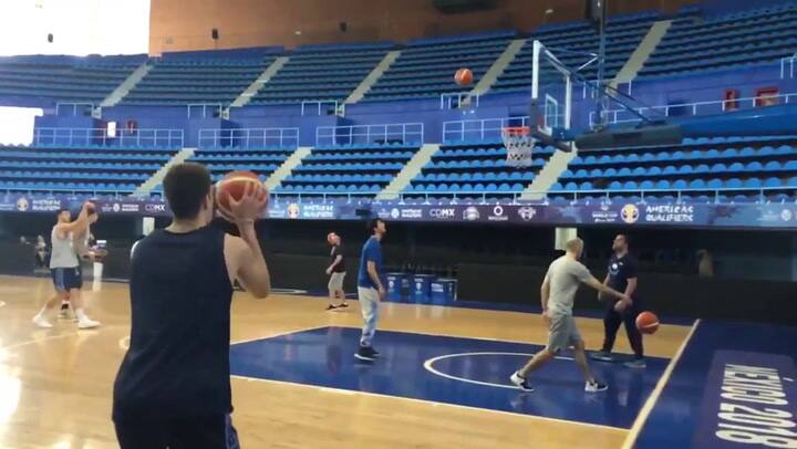 El increíble tiro de Nico Brussino - Fuente: Twitter