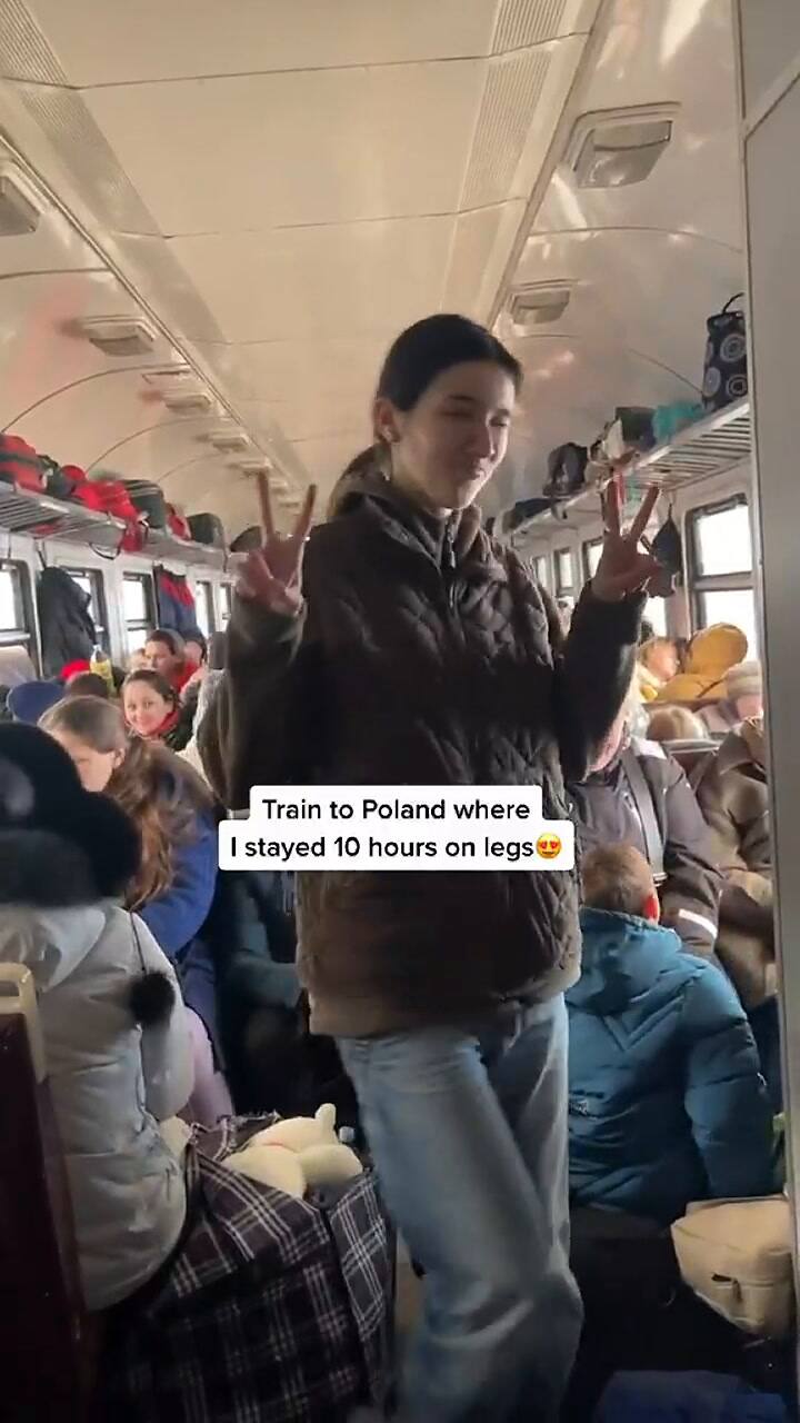 De Kiev a Varsovia, la evacuación de una joven ucraniana