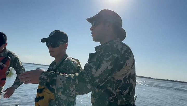 Así fue el intento de detención de la prefectura paraguya a los pescadores argentinos en Corrientes