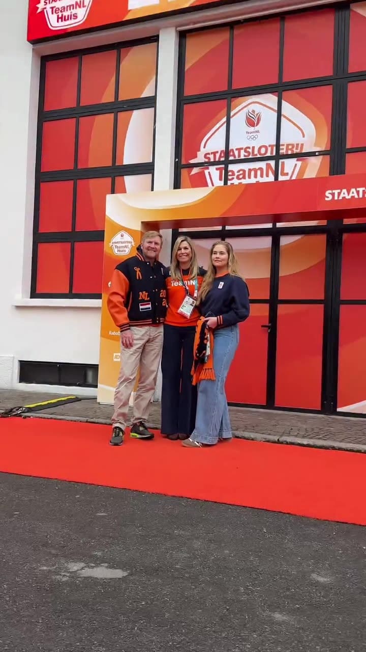 La reina Máxima, el rey Guillermo y la princesa Amalia visitaron la Villa Olímpica