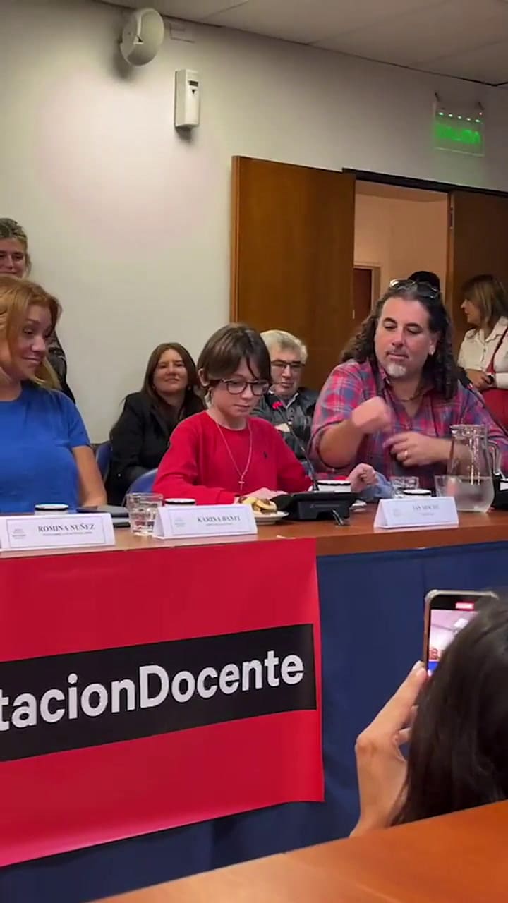Ian Moche de 10 años contó su experiencia con TEA en la escuela en el Congreso de la Nación