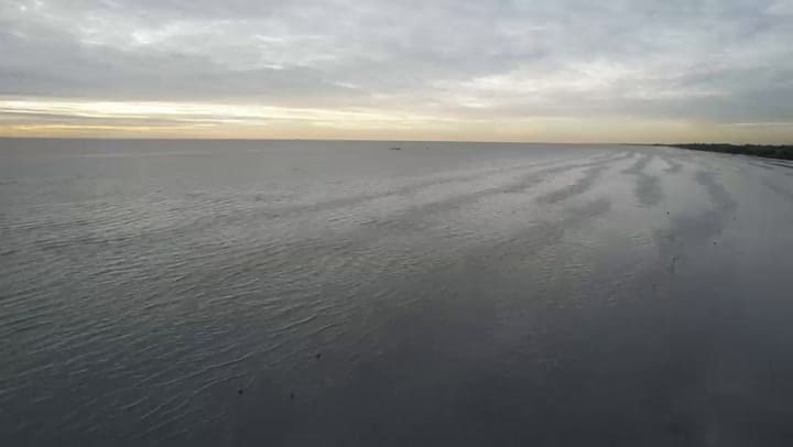 Vista del dron de LN+ sobre la zona donde desaparecieron los pescadores