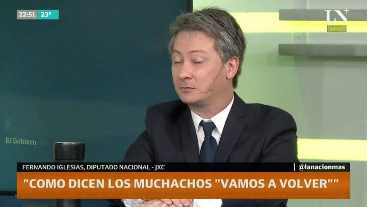 201201 MESA CHICA PABLO FERNANDEZ BLANCO