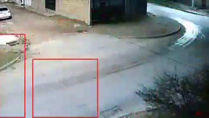 Un hombre cayó de un colectivo en Lomas de Zamora