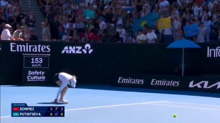 El gesto provocador de la kazaja Yulia Putintseva en el Australian Open